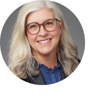 Melanie Booth headshot
