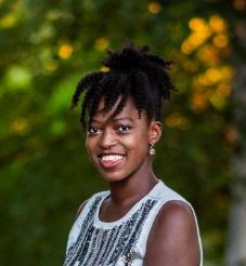 georgiana chevry headshot